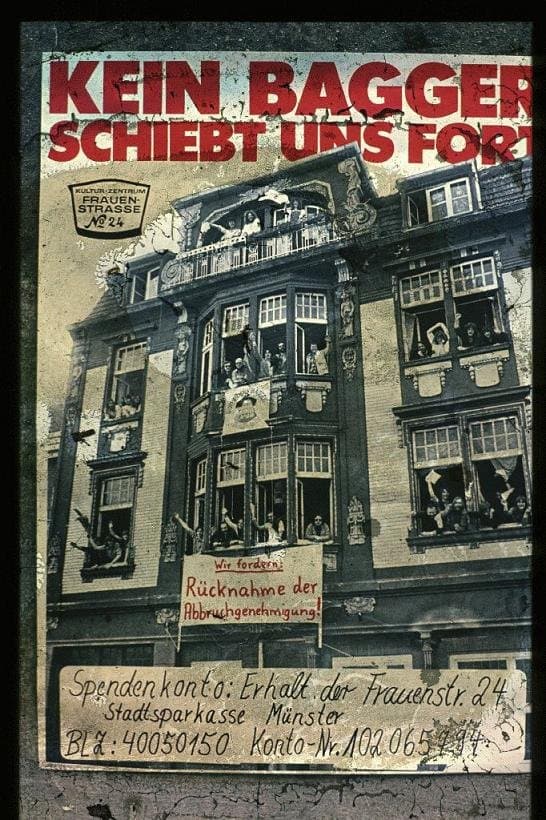 Plakat: Kein Bagger schiebt uns fort