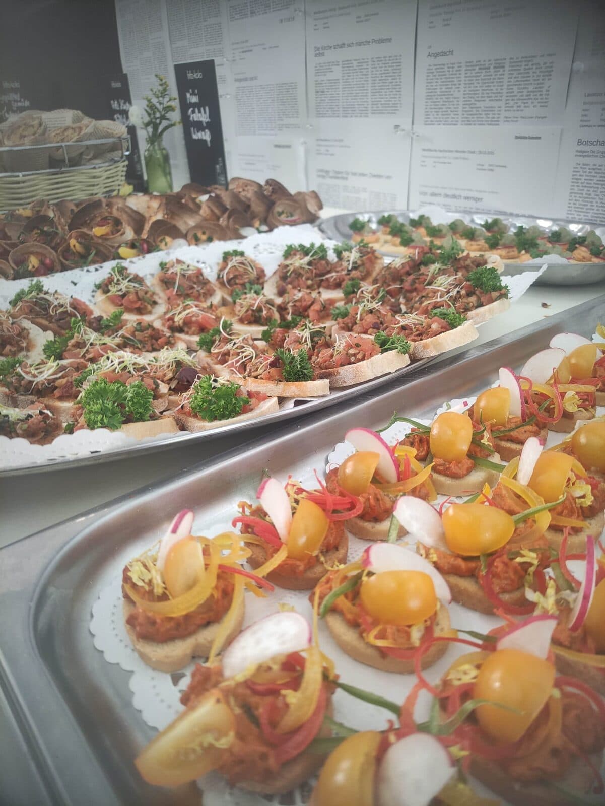 Canapé-Platten aus der Küche