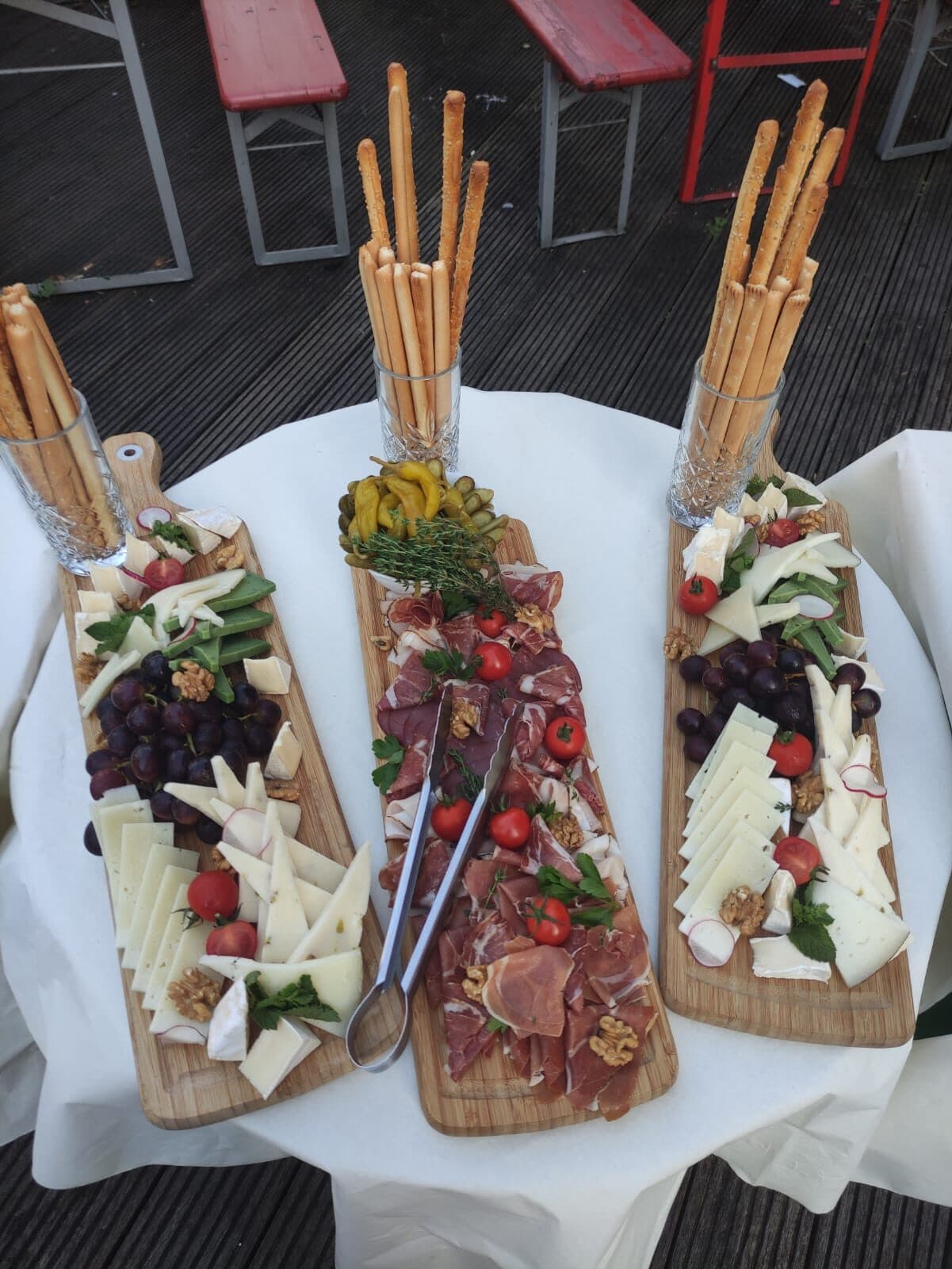 Angerichtete Platten fürs Buffet